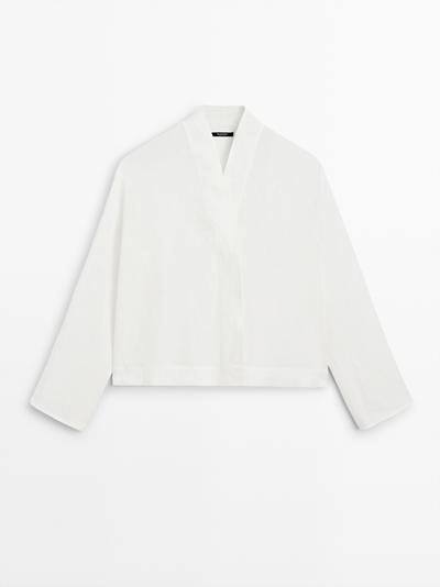 Блузка из льна с драпированным вырезом- Заказать в России