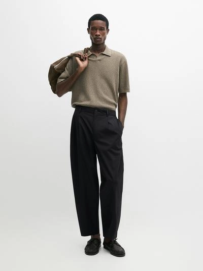 Поло с v-образным вырезом и косым трикотажем- Заказать в России