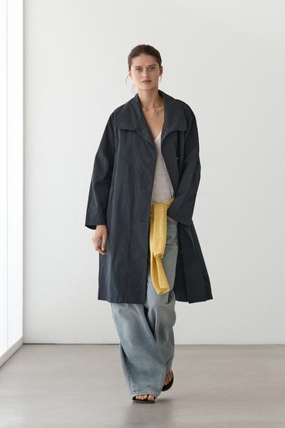 Massimo Dutti Плащ с высоким воротником из технической ткани