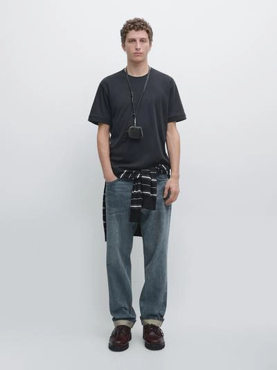 Футболка из 100% хлопка с контрастным воротником- Заказать в России