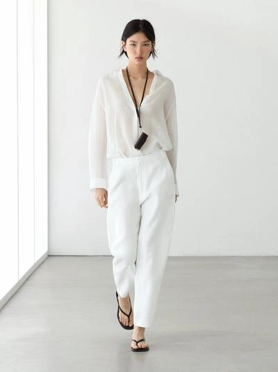 Льняные брюки в стиле carrot fit- Заказать в России