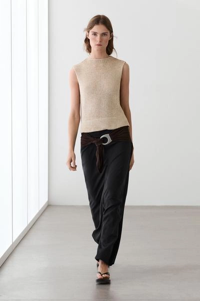 Топ из смесового льна