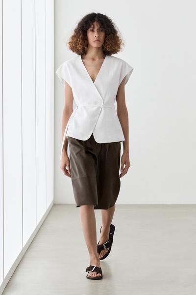 Massimo Dutti Жилет из 100% льна с завязкой на талии купить с доставкой.