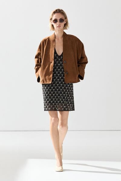 Massimo Dutti Платье мини с бисерными деталями купить с доставкой.