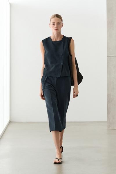 Massimo Dutti Легкие бермуды из хлопка и льна с поясом