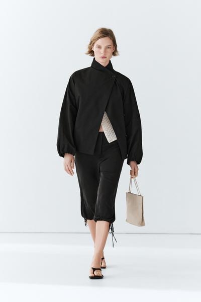 Massimo Dutti Техническая бомбер-куртка с боковыми пуговицами купить с доставкой.