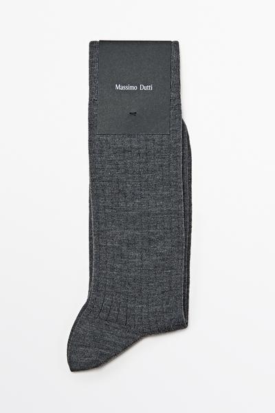 Massimo Dutti Вязаные носки в рубчик купить с доставкой.
