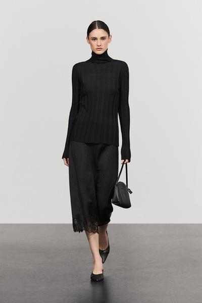 Massimo Dutti Платье-миди с кружевными деталями купить с доставкой.