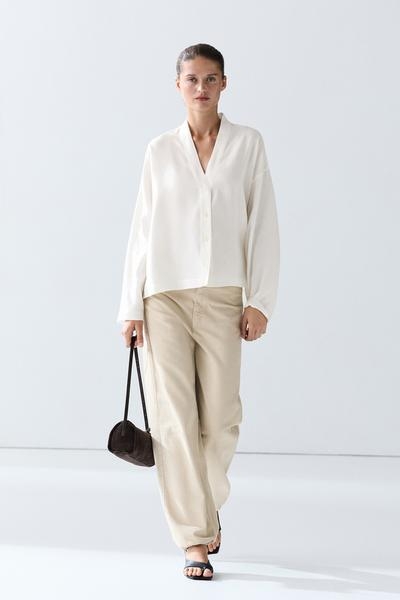 Massimo Dutti Блузка из льняной ткани с V-образным вырезом купить с доставкой.