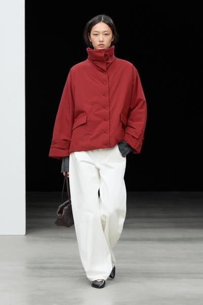 Massimo Dutti Короткое легкое стеганое пальто из замши
