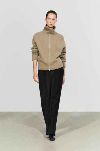 Massimo Dutti Кардиган из 100% шерсти с замшевыми вставками и высоким воротником на молнии