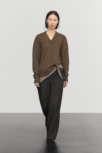 Massimo Dutti Пуловер из 100% кашемира с деталями из пуговиц
