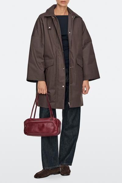 Massimo Dutti Средняя сумка для боулинга из кожи наппа купить с доставкой.