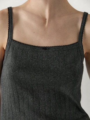 Верхняя деталь в виде банта-пуантеля- Заказать в России