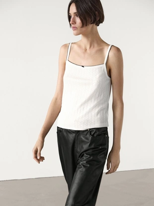 Верхняя деталь в виде банта-пуантеля- Заказать в России