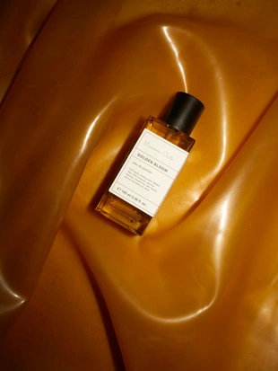 Парфюмированная вода Golden bloom (100 мл)- Заказать в России