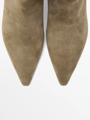 Сапоги на каблуке из расщепленной кожи- Заказать в России