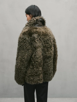 Большой меховой приют - студия- Заказать в России