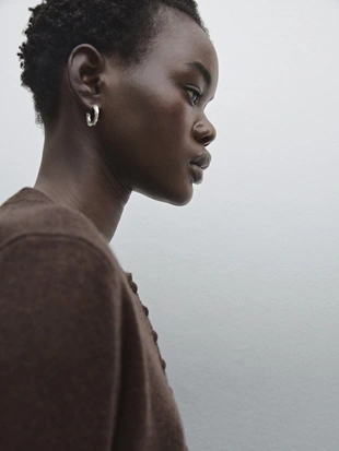 Короткий вязаный кардиган с пуговицами на подкладке- Заказать в России