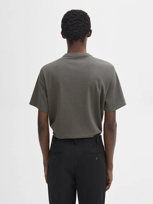 Футболка из хлопчатобумажной смеси с коротким рукавом- Заказать в России