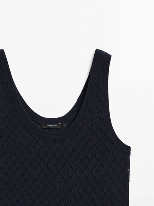 Топ на трикотажных бретелях с ромбовидным вырезом- Заказать в России