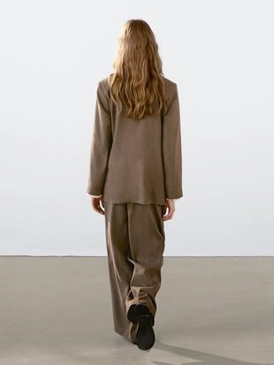 Смокинг из льняной смеси- Заказать в России