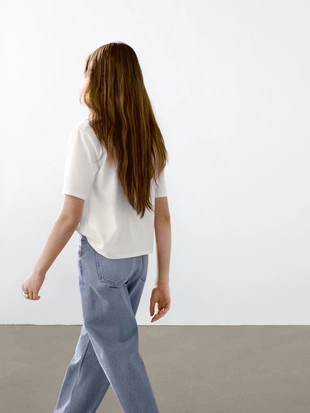 Легкая футболка из 100% хлопка- Заказать в России