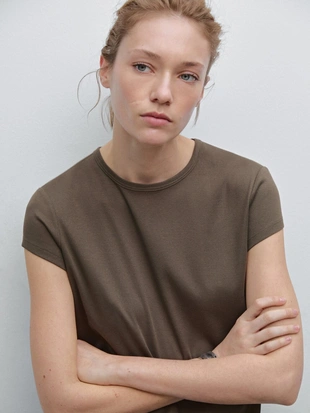 Тонкая футболка из мерсеризованного хлопка- Заказать в России