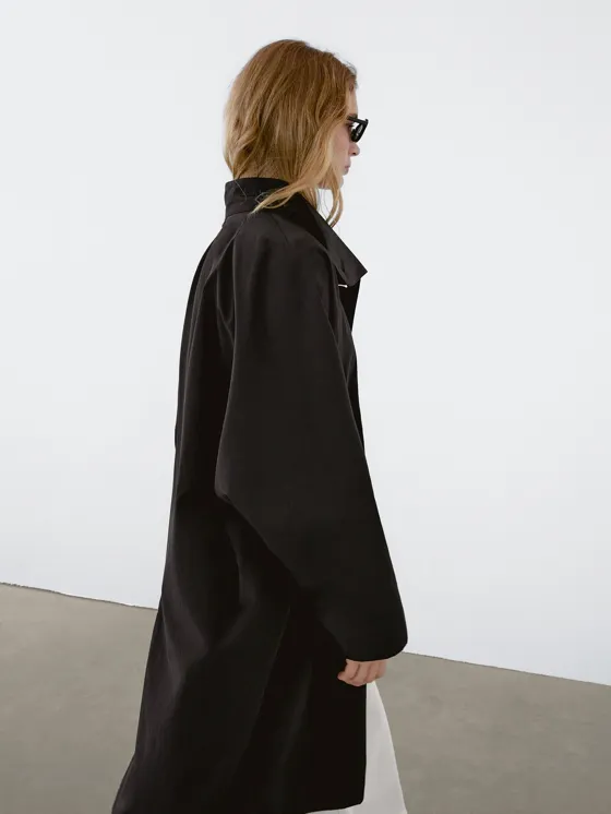 Тренчкот из струящейся водоотталкивающей ткани