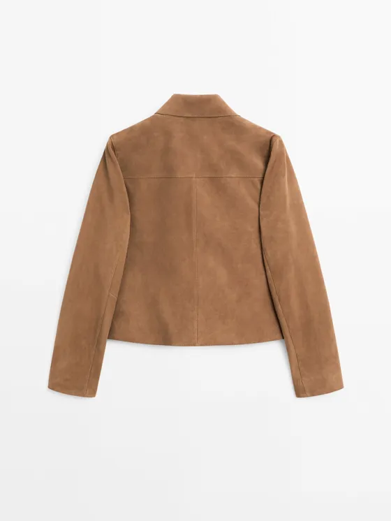 Замшевая кожаная куртка с пуговицами на подкладке