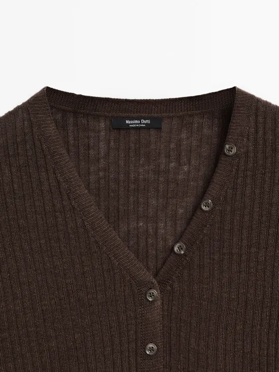 Кардиган с v-образным вырезом из 100% льна