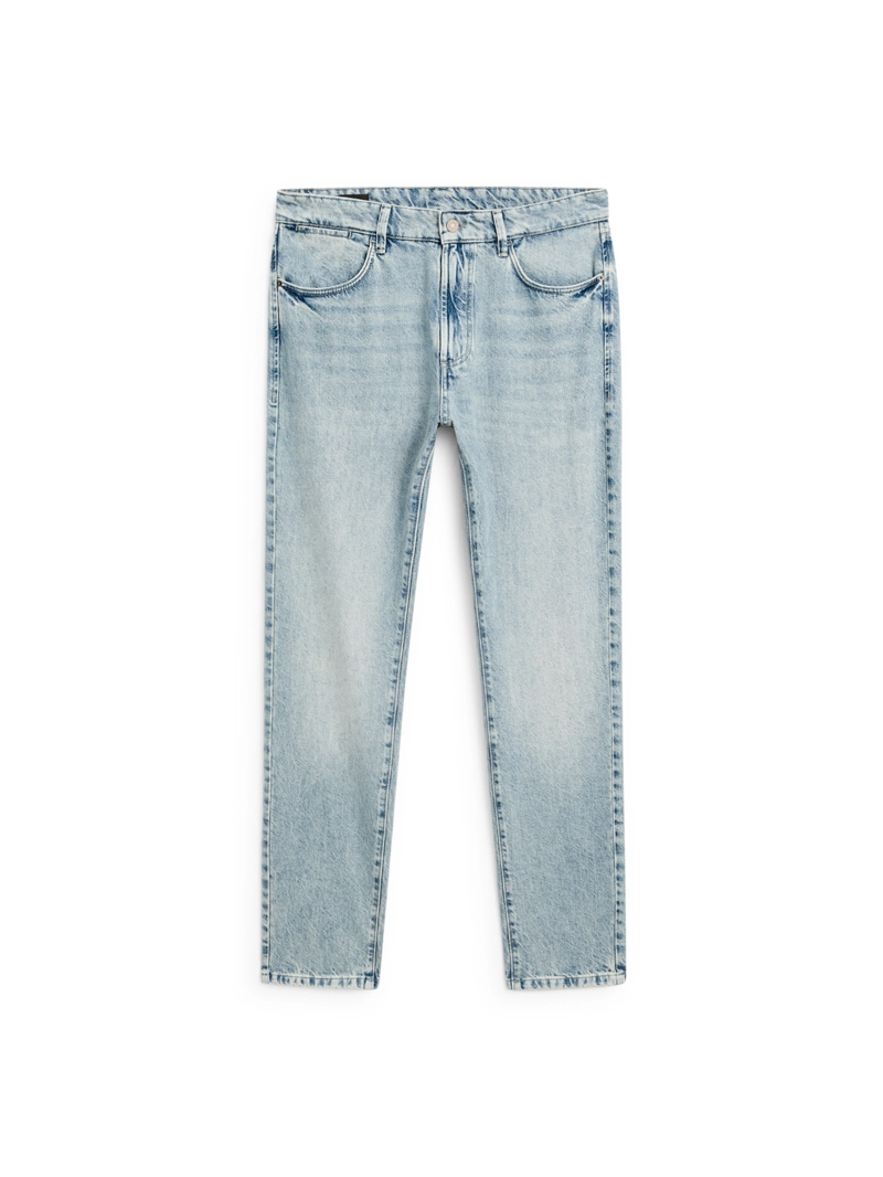 Джинсы slim fit