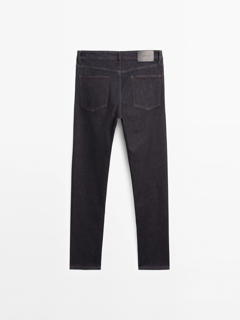 Джинсы slim fit