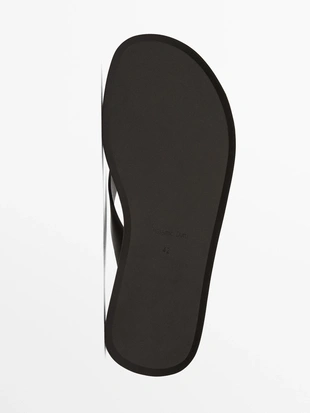 Сандалии из кожи со шпилькой для большого пальца- Заказать в России