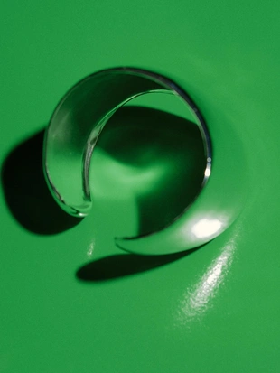 Широкий круглый браслет- Заказать в России