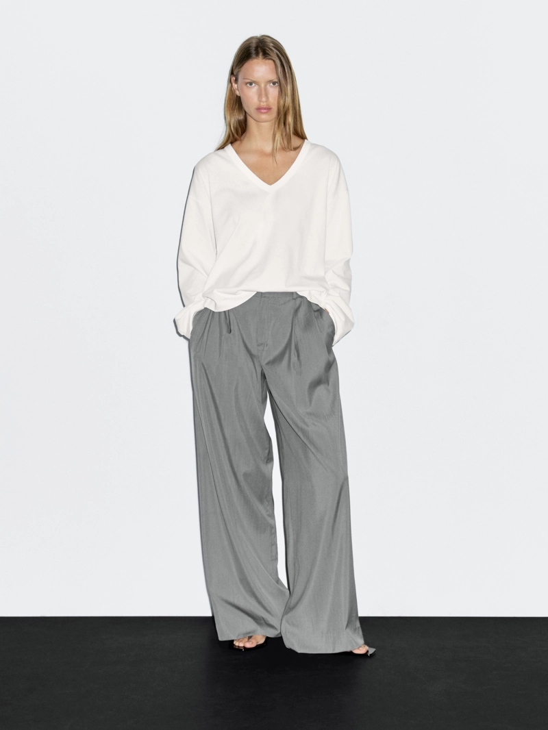 Футболка с v-образным вырезом oversize