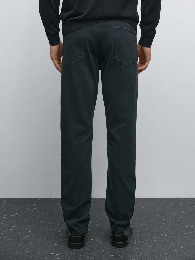 Джинсы slim fit