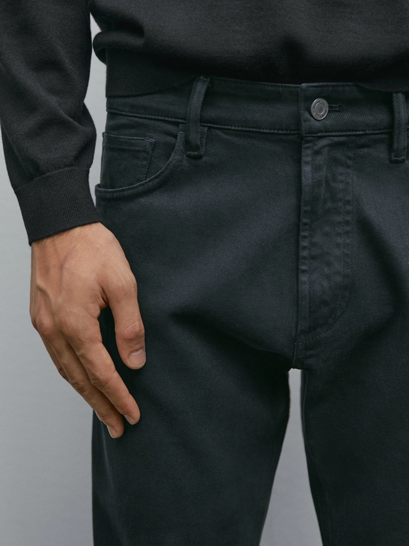 Джинсы slim fit