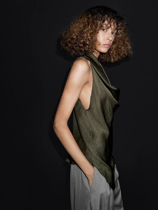 Топ с драпированным вырезом- Заказать в России