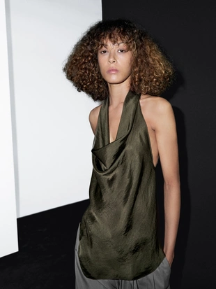 Топ с драпированным вырезом- Заказать в России