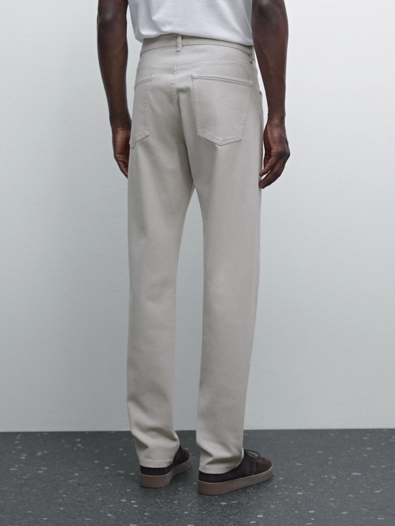 Джинсы slim fit