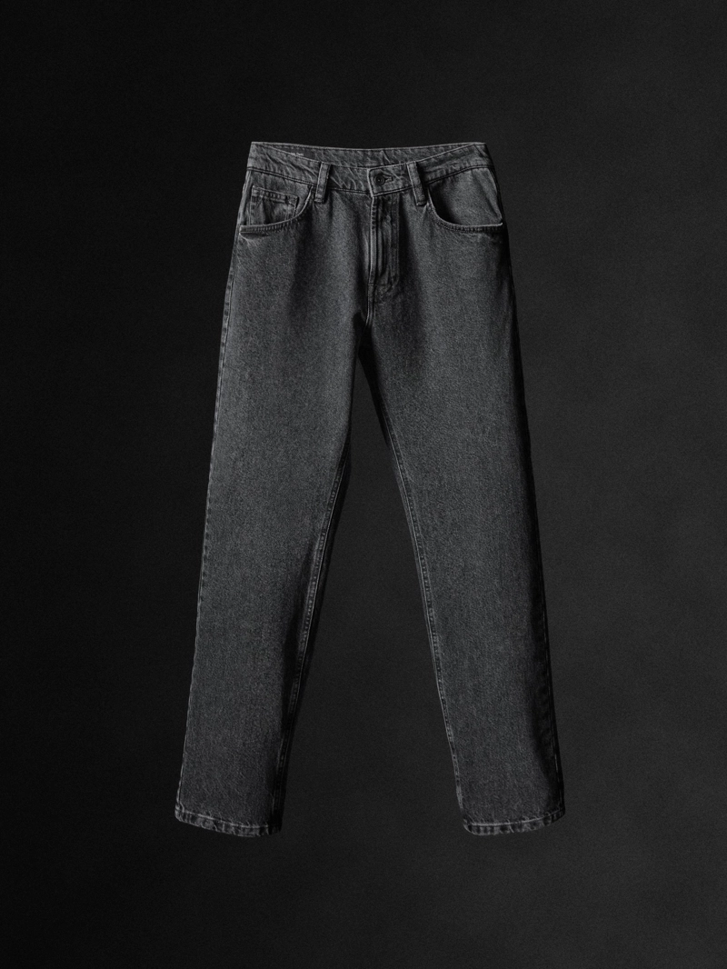 Джинсы с зауженным кроем