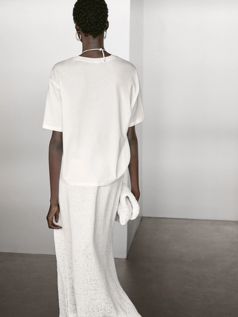 Футболка oversize с деталями шва