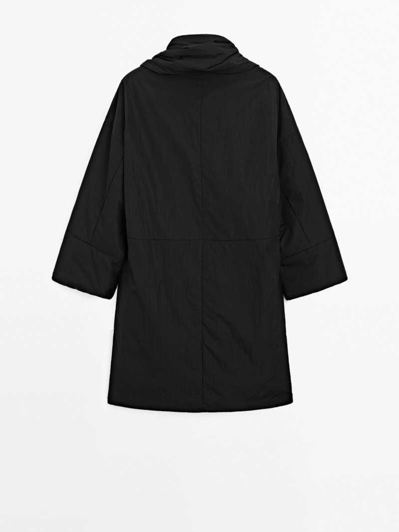 Длинное водоотталкивающее стеганое пальто с деталями шарфа