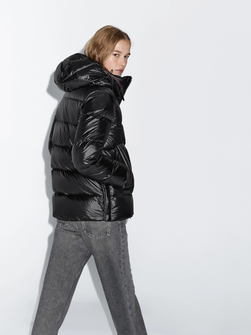 Пуховик с водоотталкивающей пропиткой