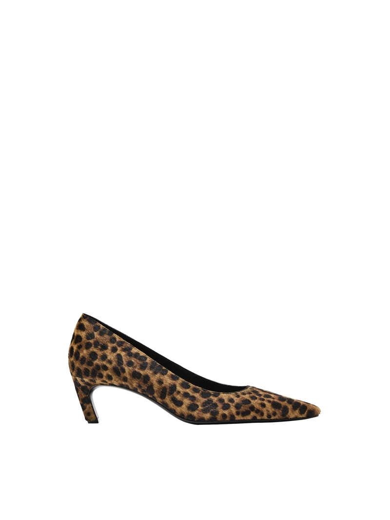 Туфли с принтом леопарда на каблуке