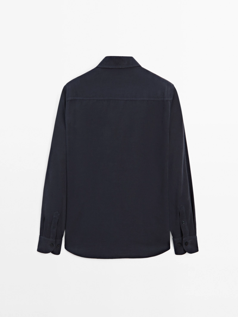 Рубашка regular fit из микро вельвета