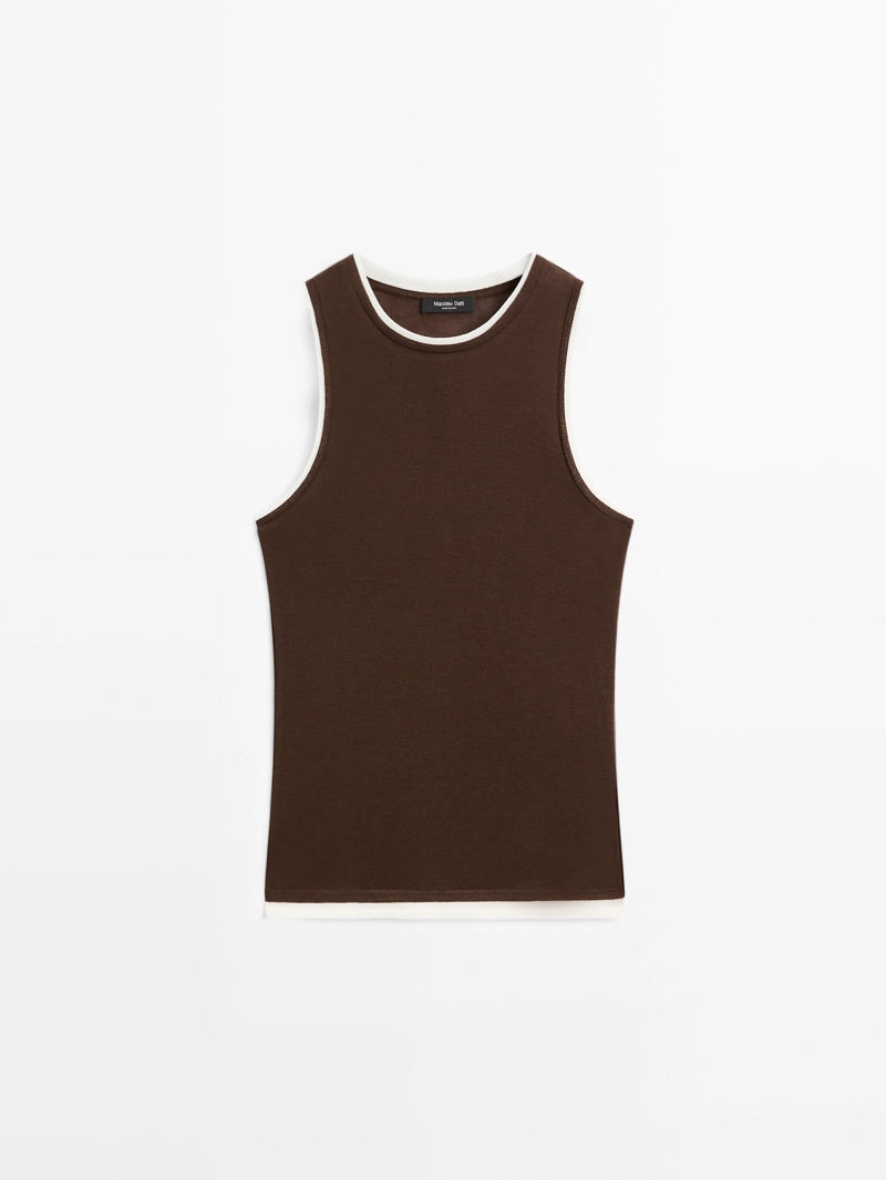 Майка без рукавов с двойной отделкой