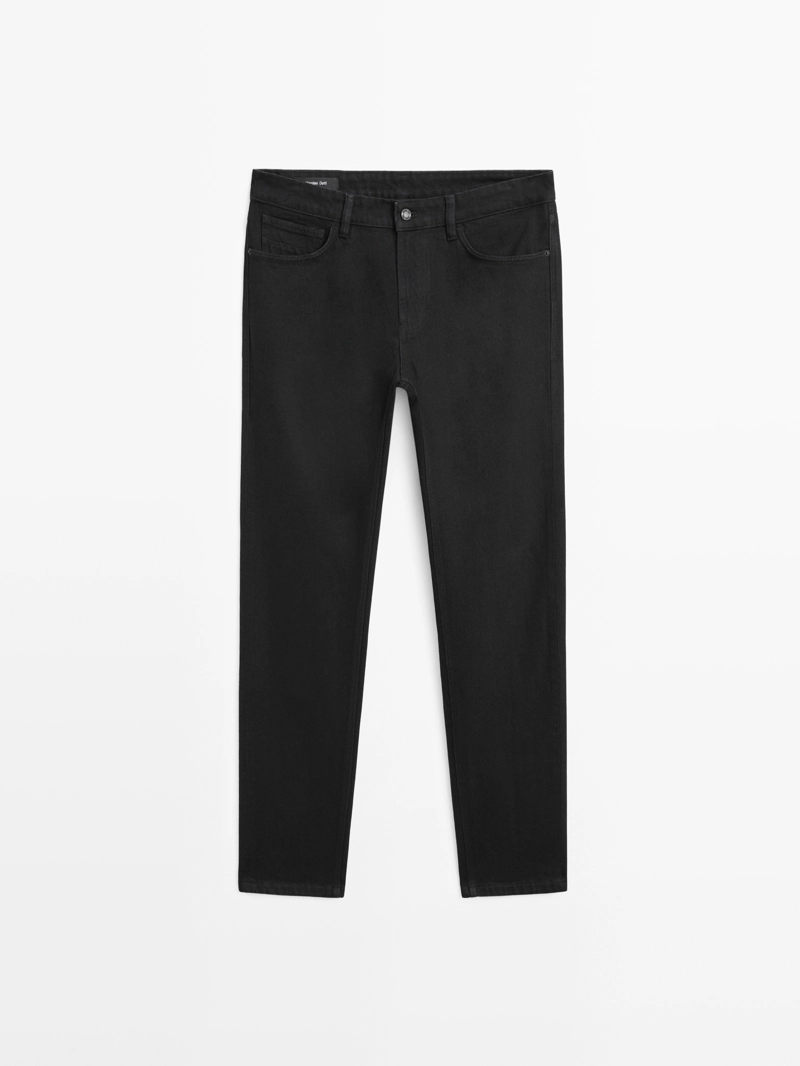 Джинсы в стиле slim fit
