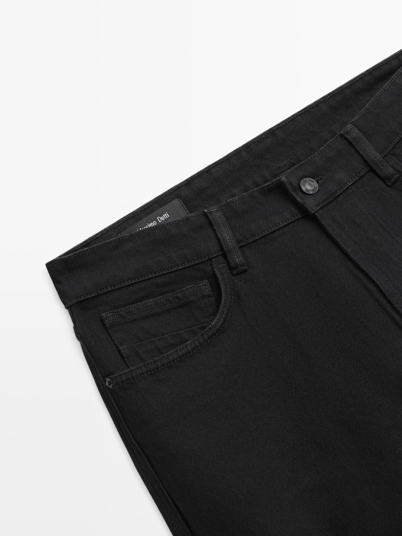 Джинсы в стиле slim fit
